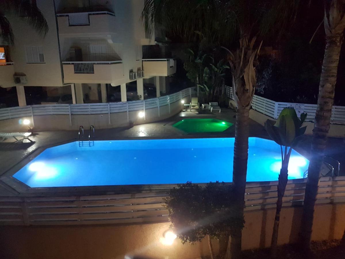 Panorama Village Complex Paralimni Esterno foto