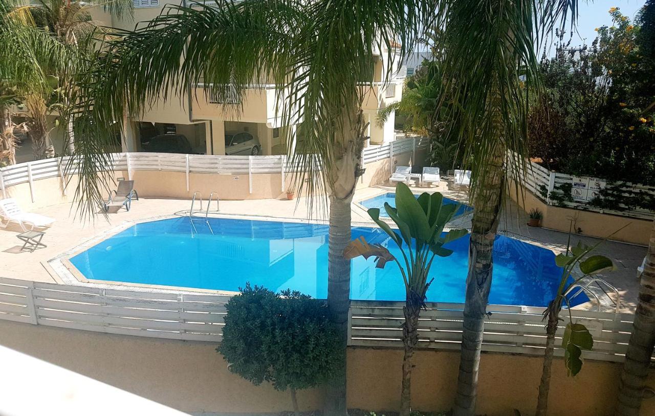 Panorama Village Complex Paralimni Esterno foto